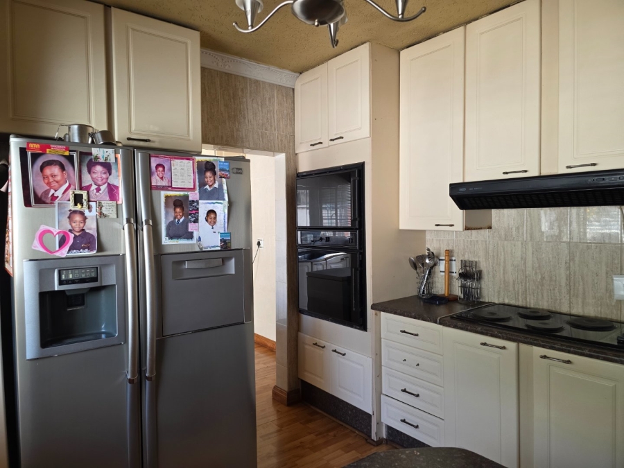 3 Bedroom Property for Sale in Vaalpark Free State